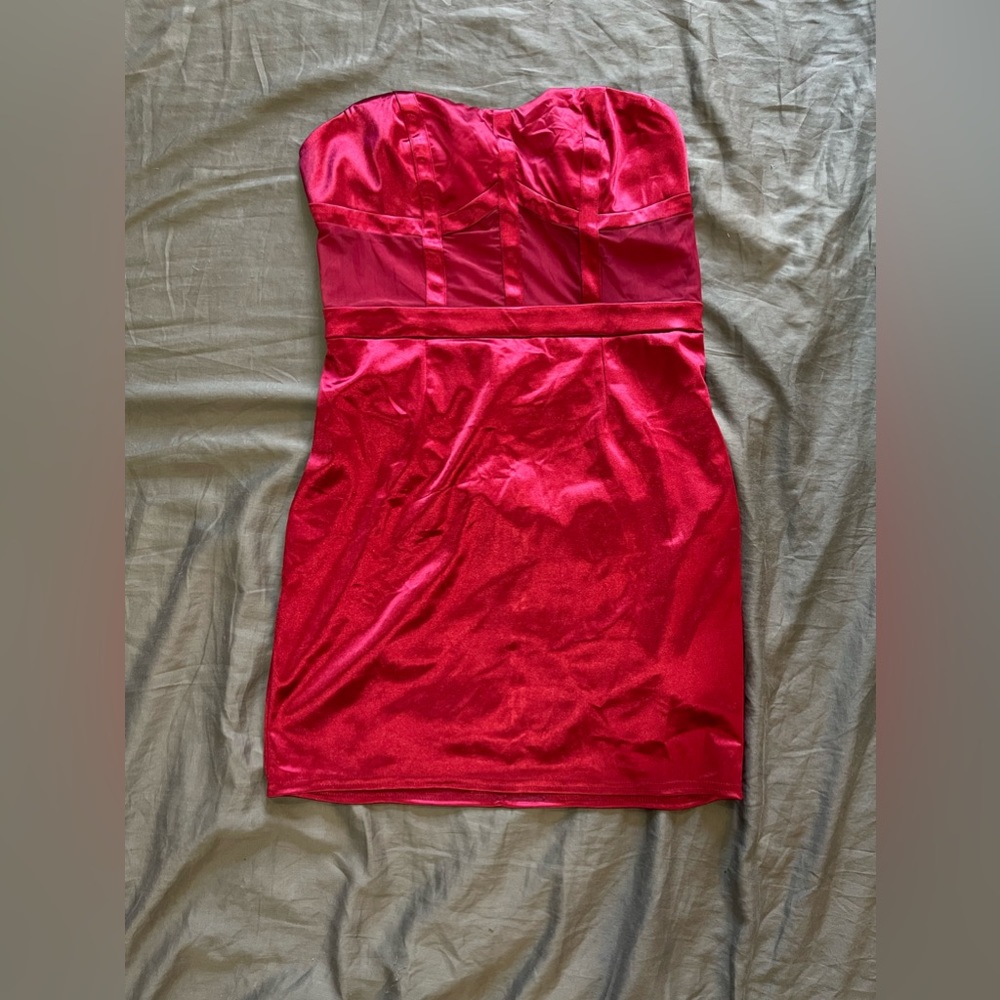 Red sort dress size L Fashion Nova